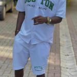 Ensemble t-shirt à boutonner et short